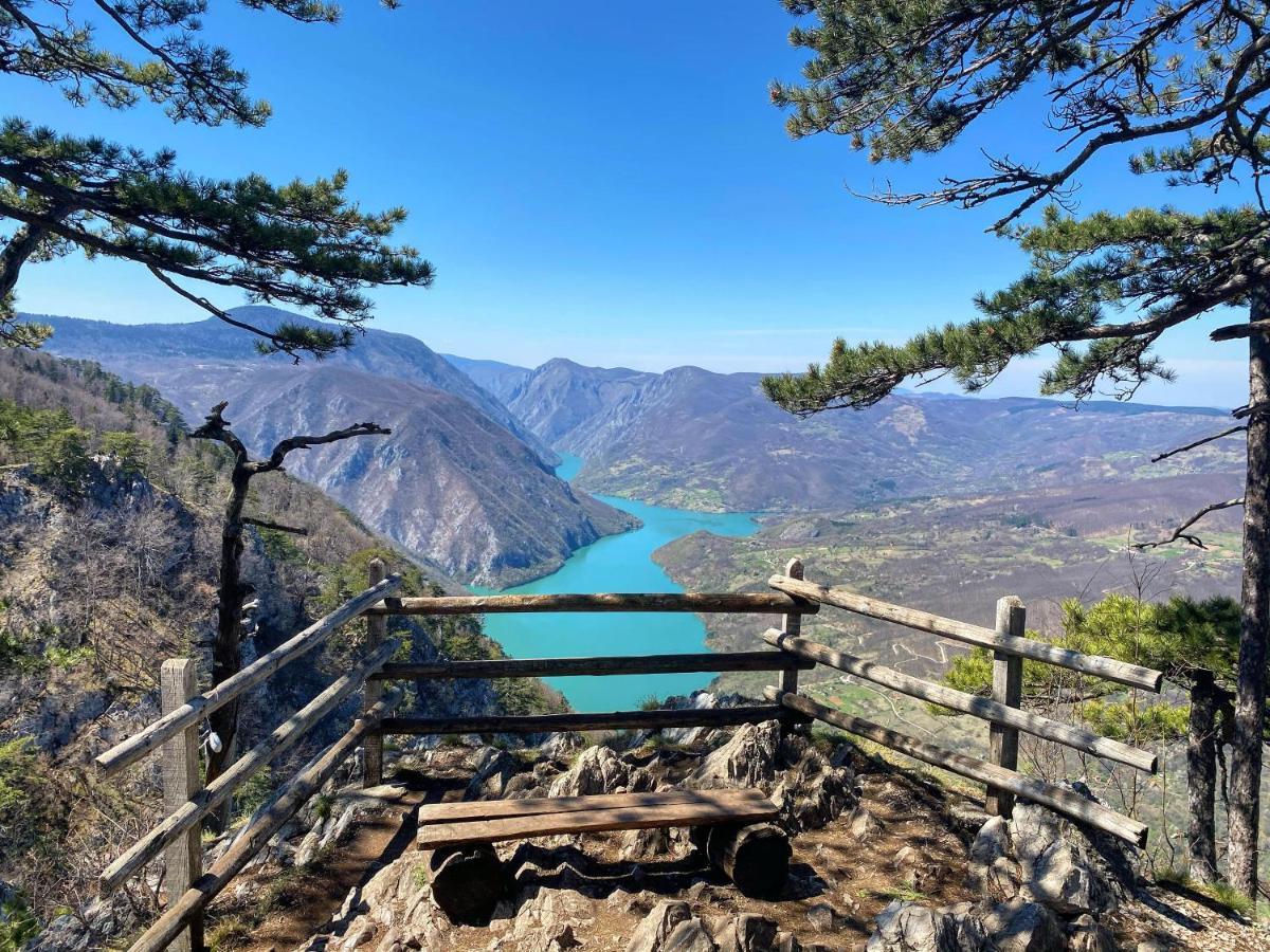 Dren - Banjska Stena Mitrovac Buitenkant foto